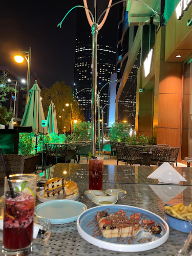 Opinii despre لاونج البيت الابيض în الرياض - الضيافة