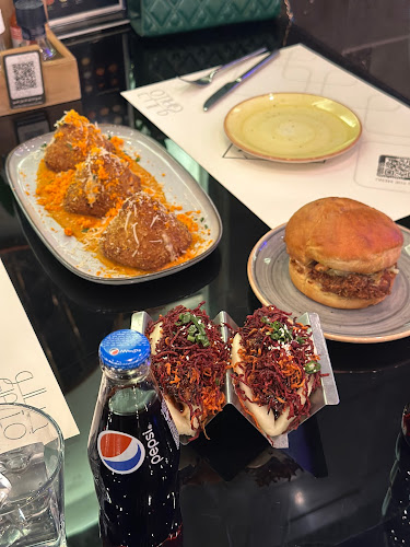 جيالو Giallo - الضيافة