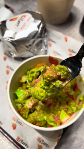 QJ9F+22M، طريق الأمير محمد بن سعد بن عبدالعزيز، العقيق، الرياض 13511