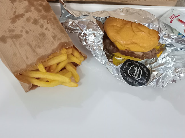 مجمع اجيال سنتر، طريق الملك عبدالعزيز، العليا، تبوك 47914