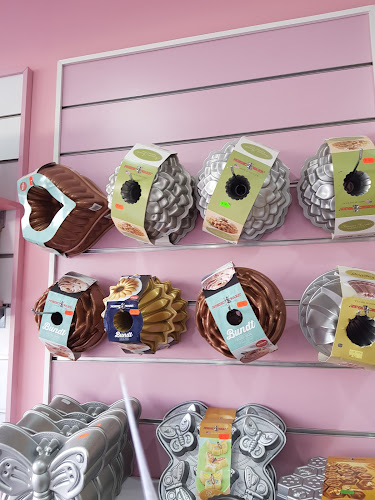 Comentarii opinii despre CAKE ARTS