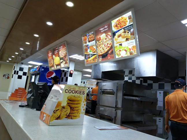 ليتل سيزرز بيتزا!