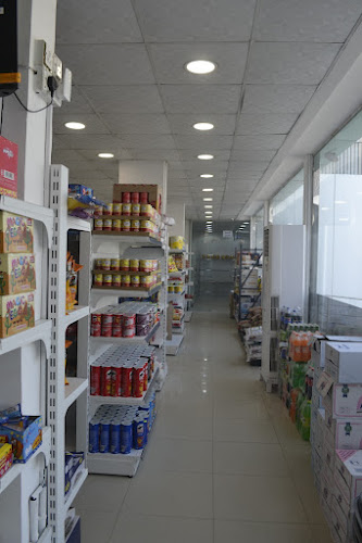 Opinii despre اسواق و مخابز نيوم în جدة - الضيافة