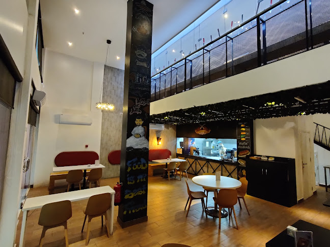 Opinii despre تشكن اند تشبز în جدة - الضيافة