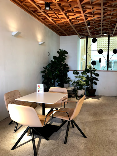 Comentarii opinii despre C.hub