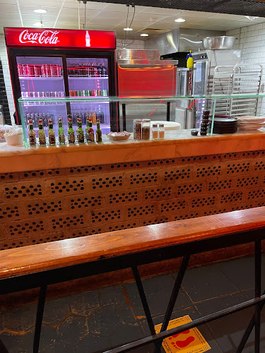 يور برجر - الضيافة