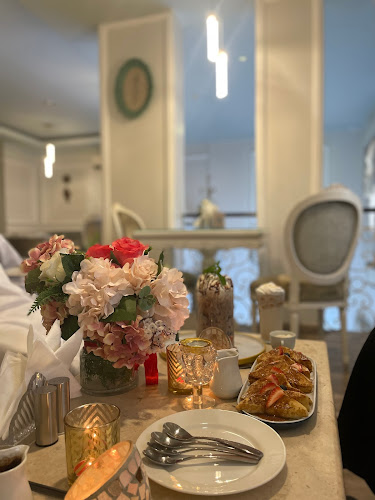 Comentarii opinii despre أفينيو كافيه