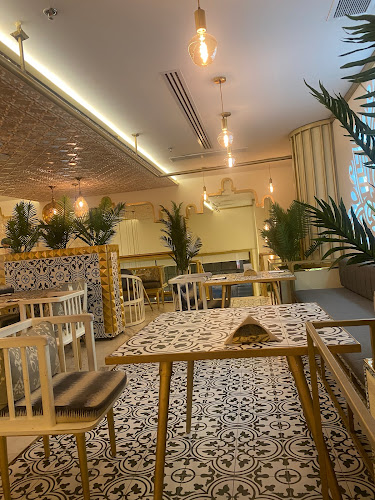 Khaleej Rd, الحمراء، الدمام 32422