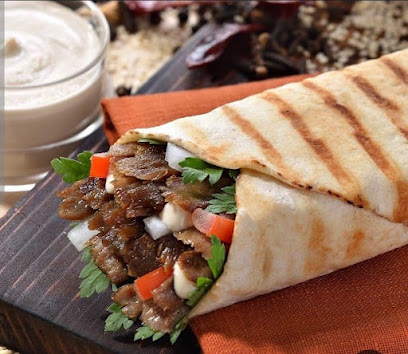 شاورما وفطائر ملاذ