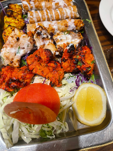 Comentarii opinii despre مطعم التنور الهندي