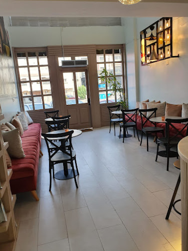 Opinii despre قهوتي الطعمة (حلوة اللبن) وفي رواية خنينة în جدة - الضيافة