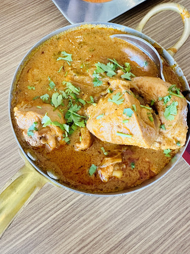 أنجابار تشيتيناد الهندي - الضيافة