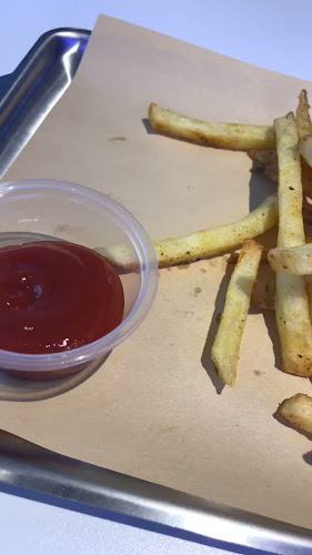 أهوي برجر - الضيافة