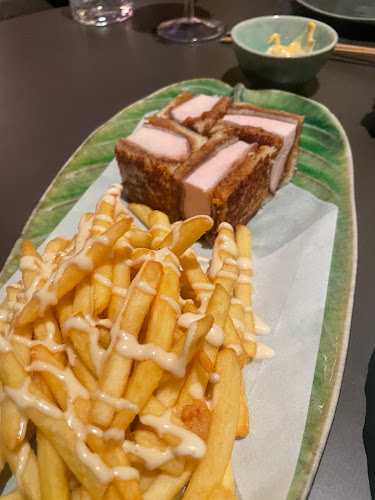 مطعم سوموسان