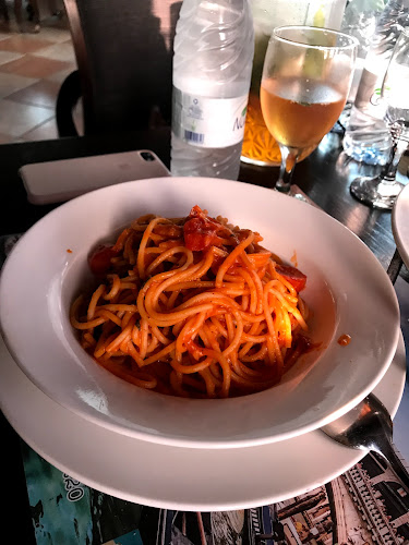 الدنتي - الضيافة