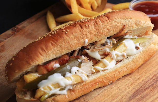 Opinii despre شاورما و وفلافل مُهلهل în الخبر - الضيافة