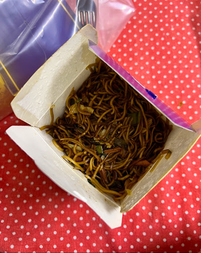 مطعم مقلاة المكرونة - الضيافة