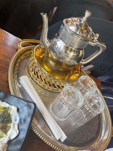 Comentarii opinii despre مطعم ولاونج شناشيل