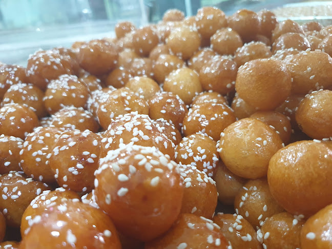 حلويات ومعجنات اكليل الجبل - الضيافة