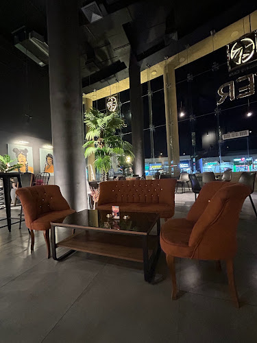 تير كافي - الضيافة