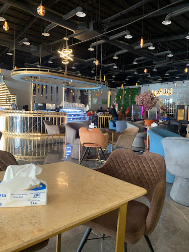 Opinii despre فيلا فيروز VIILA FAYROUZ în حفر الباطن - الضيافة