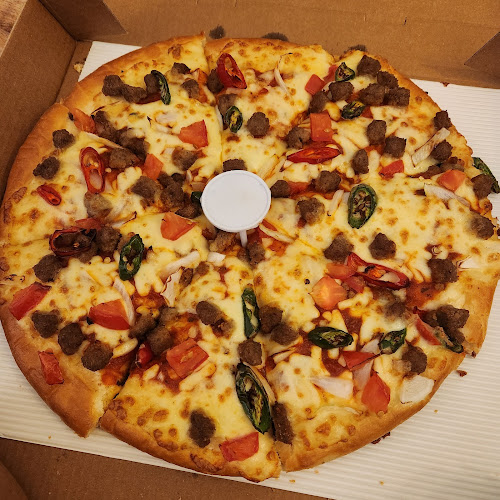 Opinii despre لورينزو بيتزا în جدة - الضيافة