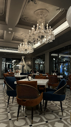 Opinii despre مطعم ديورا în جدة - الضيافة