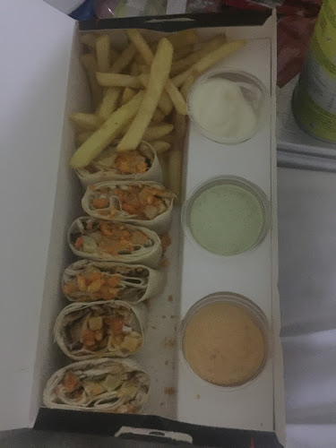 حي, الشارع التجاري، الراكة الجنوبية، شارع خالد بن الوليد، الراكة الشمالية، الدمام