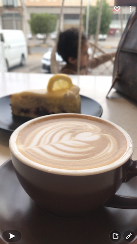 PLUME CAFE بلوم كافيه - ينبع