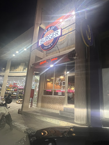 Mad Burger - الضيافة