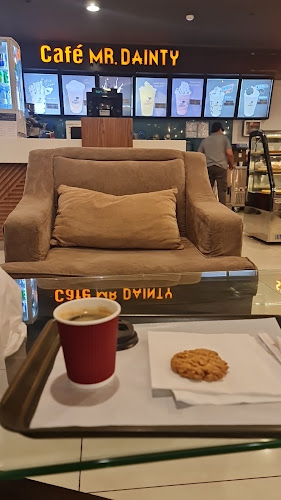 Prince Faisal Bin Turki Bin Abdulaziz St شارع الأمير فيصل بن تركي بن عبدالعزيز، 7509، المربع، الرياض 12612