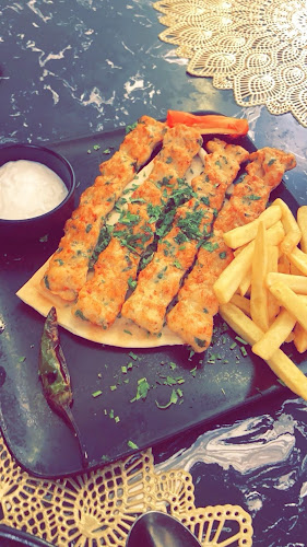 Opinii despre Seasons - مطعم سيزونز în حفر الباطن - الضيافة