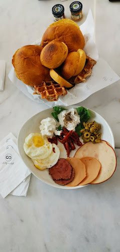 Comentarii opinii despre Icons Coffee Couture