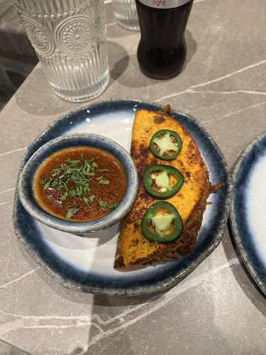 طريق الامير سلطان، الروضة، جدة 23431