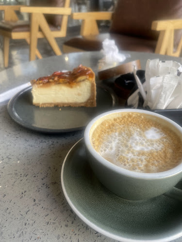 كافية و بيكري ايليون - الرياض