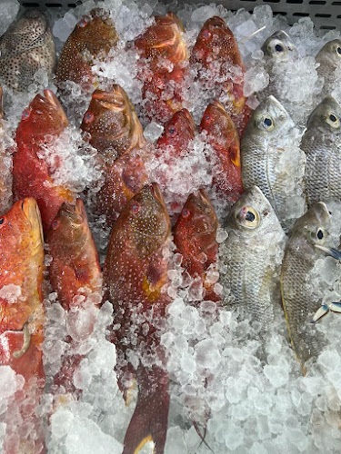 مطعم اسماك ومخبازة الخيمة للمأكولات الشعبية