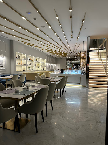 مطعم شي ليليز