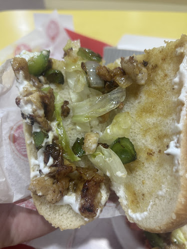 طازة بروستد | Taza Broasted‏ - الضيافة