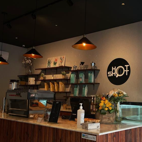 هوت شوت | Hot Shot‏