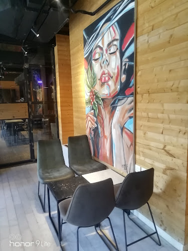 Opinii despre 1/15 Neighborhood Cafe Rawdah în جدة - الضيافة