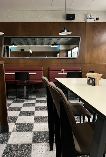 Section-B | سكشن بي - الرياض