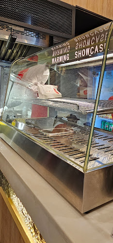 Khaleej Rd, الزهور، الدمام 32423