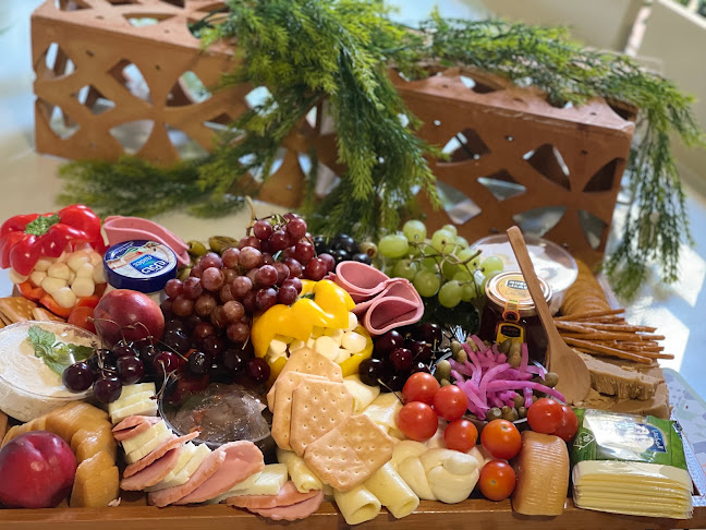 FM27+7VM، الامير عبدالمجيد بن عبدالعزيز، بني ظفر، المدينة المنورة 42316