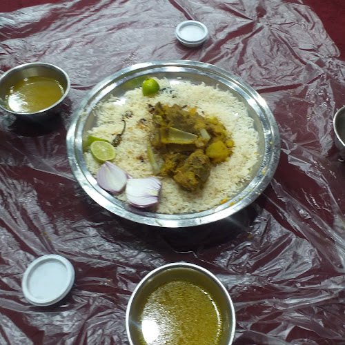 Comentarii opinii despre مطاعم قيمة حضرموت