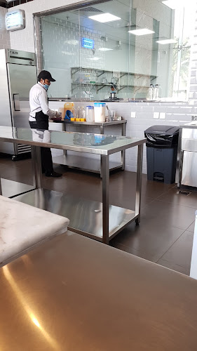 Opinii despre سيجنتشر în المدينة المنورة - الضيافة