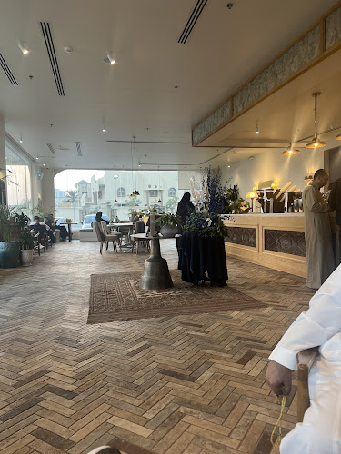 Opinii despre SA’AH Cafe مقهى سعة în الدمام - الضيافة