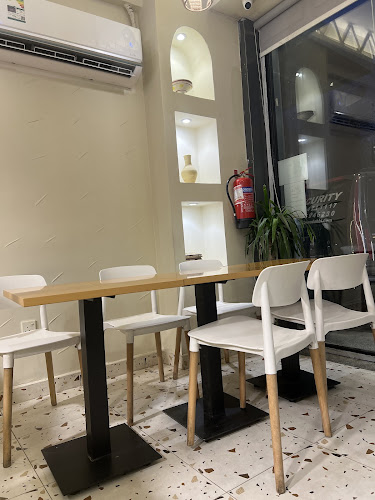 شارع الناصرية، النموذجية، الرياض 12734