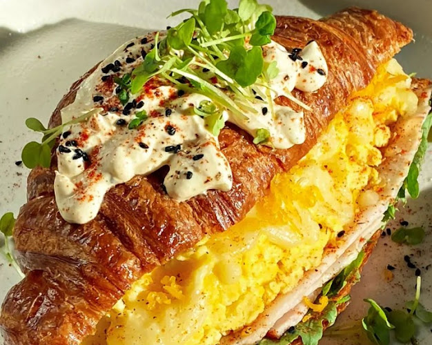 ايرلي كلوب - الضيافة