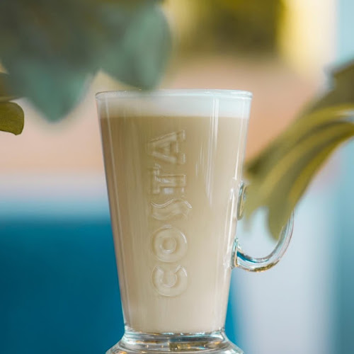 مركز عطا الله التجاري، طريق الكورنيش الفرعي، الشاطئ، جدة 23512