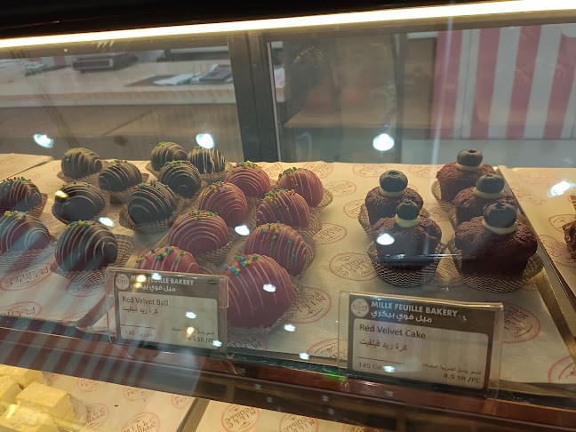 ميل فوي بيكري - الضيافة